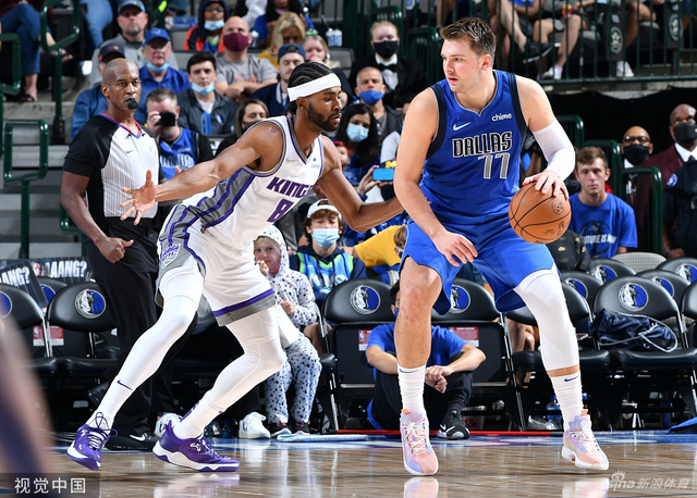 在三连冠的 在三连冠的