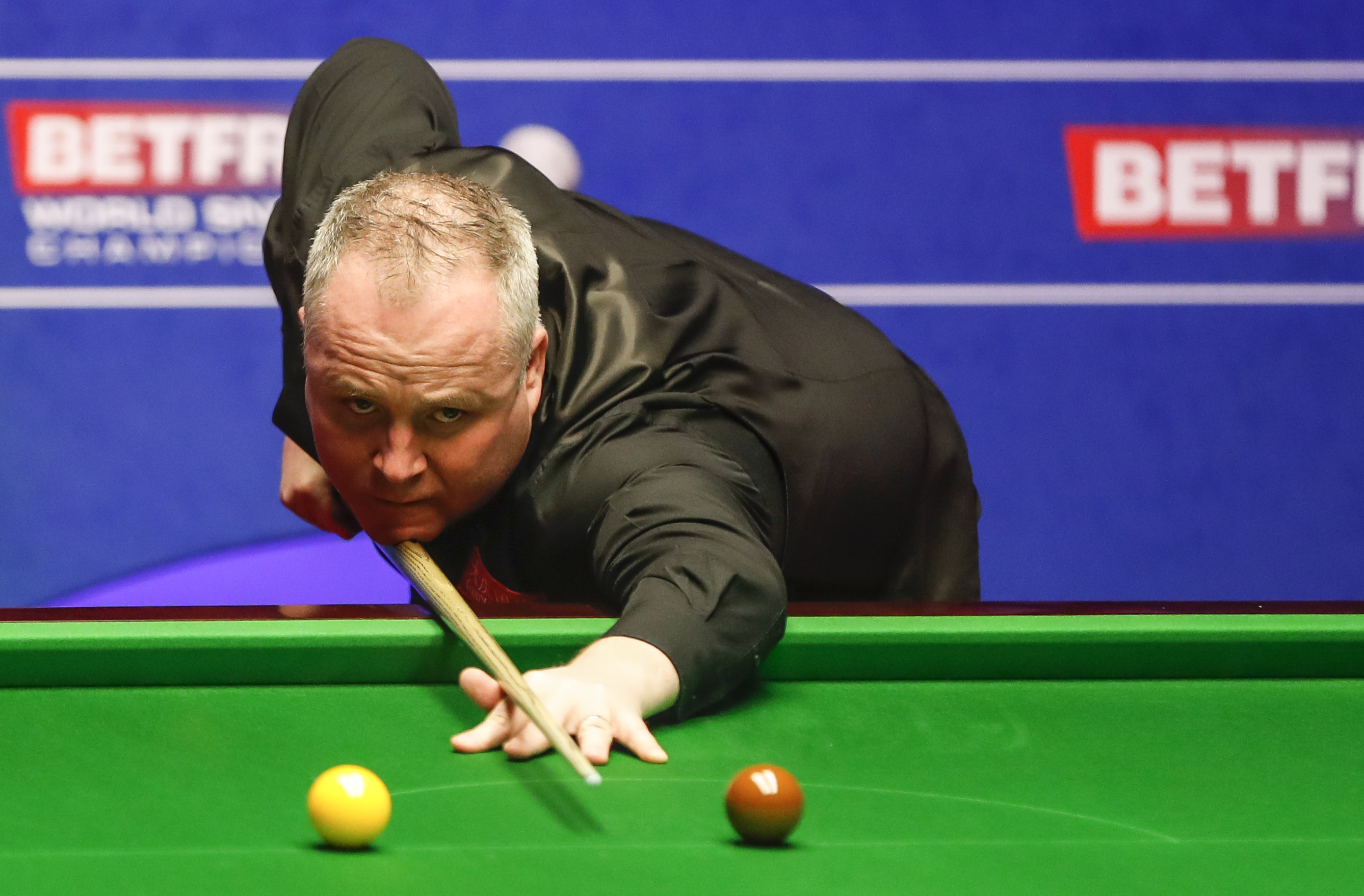 因国内政治 因国内政治